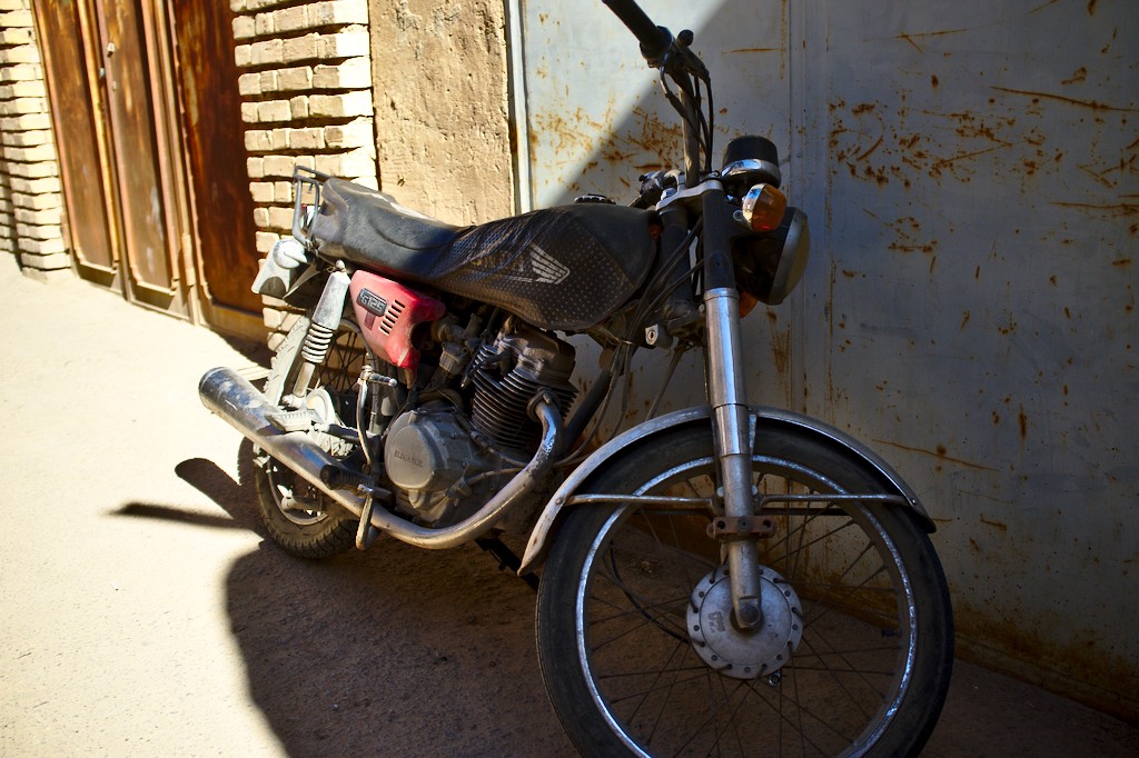 Iran-Zentral-Yazd Motorrad
